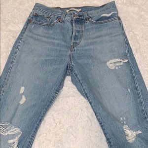 Levi’s Wedgie Straight Light Denim Jeans